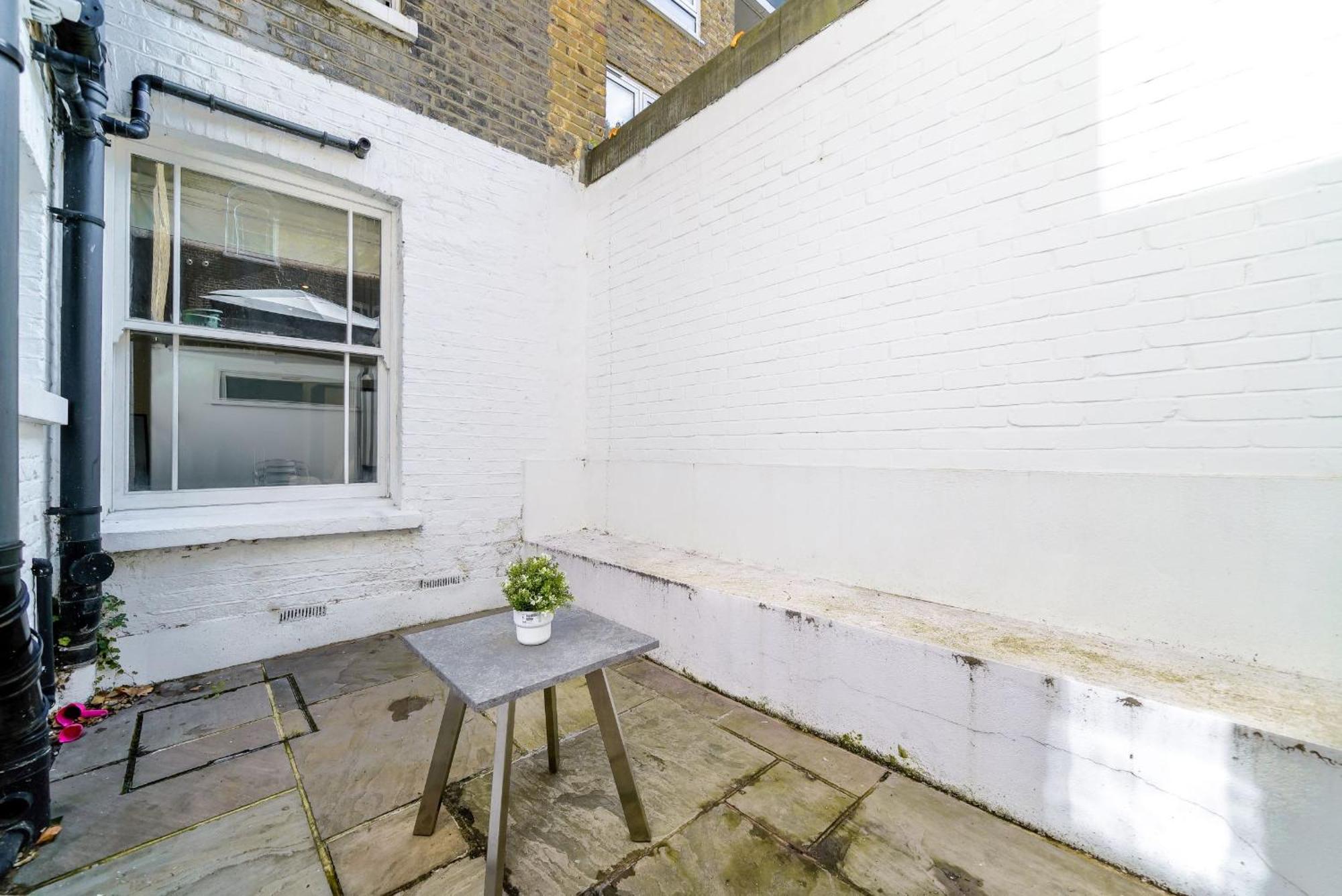Notting Hill & Hyde Park - 2Br - Cityapartmentstay Londen Buitenkant foto